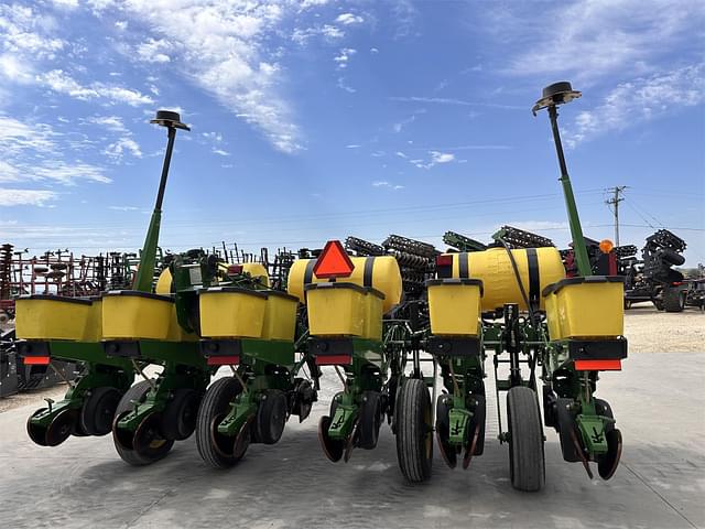 Image of John Deere 1750 equipment image 3