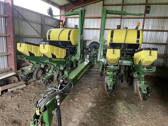 Main image John Deere 1760