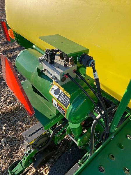 Main image John Deere 1770 52