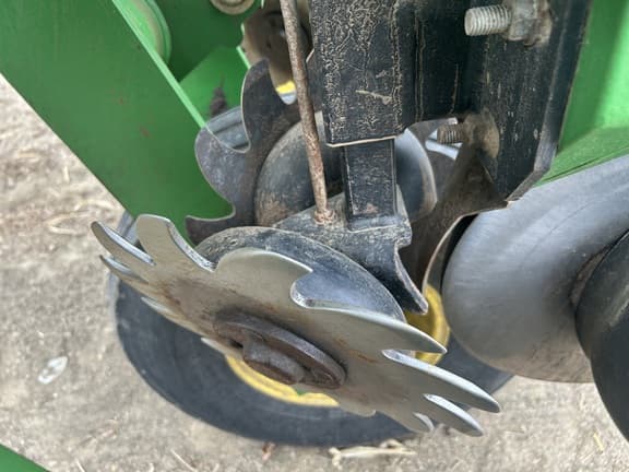 Image of John Deere 1770 equipment image 3