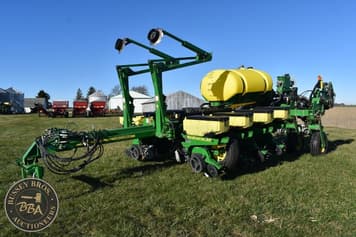 Main image John Deere 1770