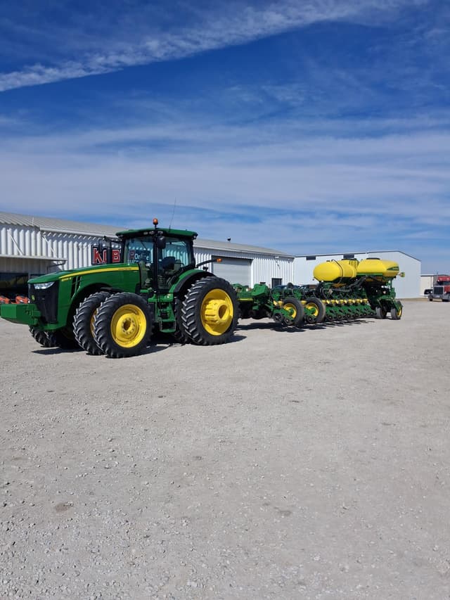 Image of John Deere 1770 equipment image 3