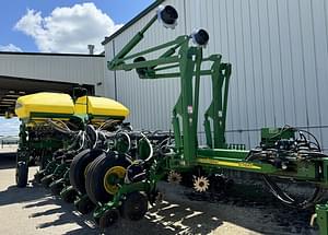 2013 John Deere 1770 Image