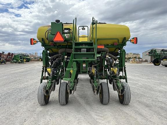 Image of John Deere 1770 equipment image 3