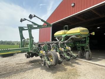 Main image John Deere 1770