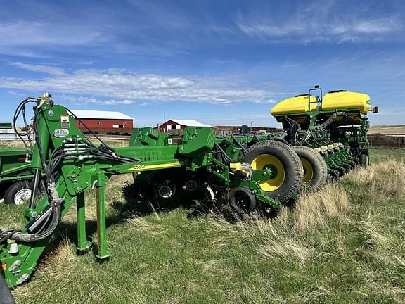 Image of John Deere 1770 equipment image 4