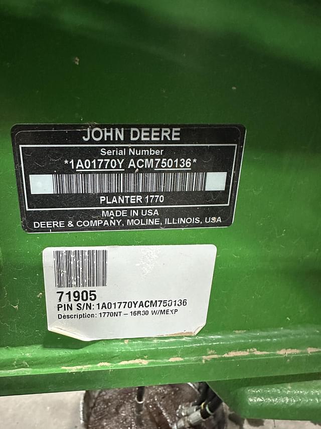 Image of John Deere 1770 equipment image 2