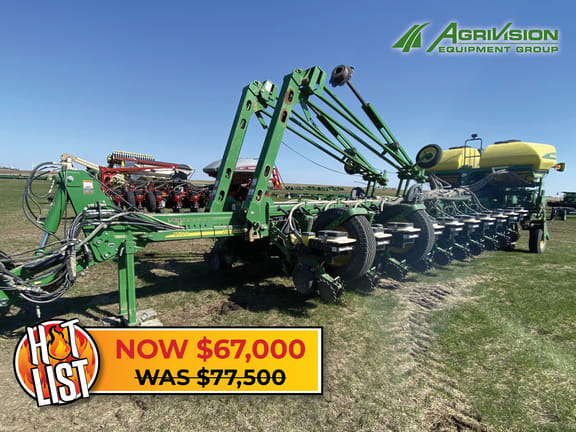 2013 John Deere 1770 Equipment Image0