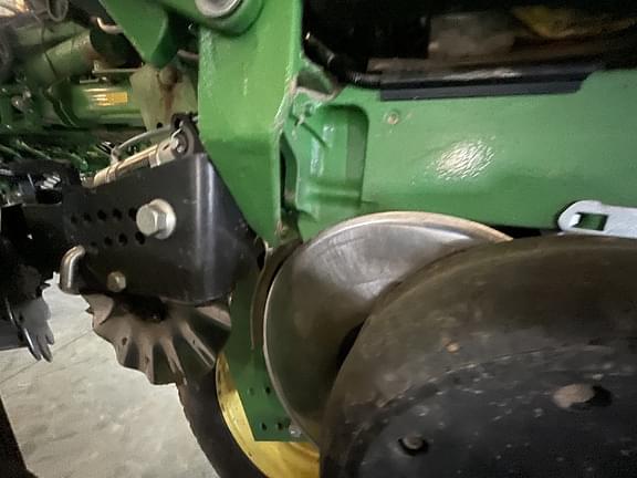 Image of John Deere 1770 equipment image 3
