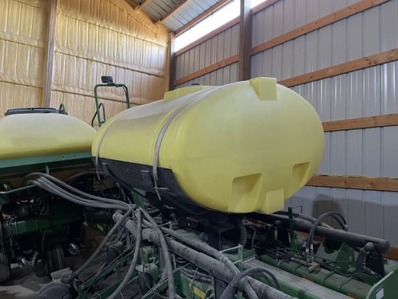 Image of John Deere 1770 equipment image 4