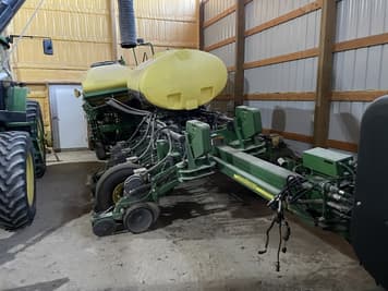 Main image John Deere 1770