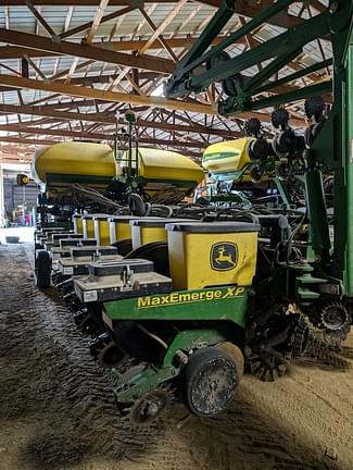Image of John Deere 1770 equipment image 3