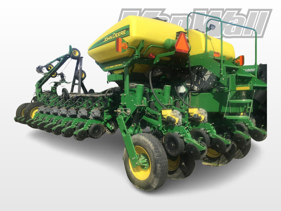 Image of John Deere 1770 Primary image