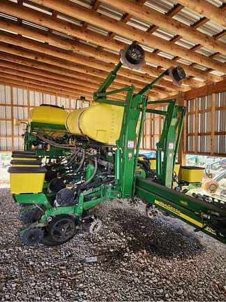 Image of John Deere 1770 Primary image