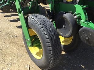 Main image John Deere 1770 12