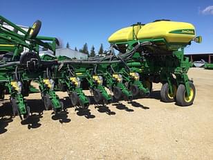 Main image John Deere 1770 5