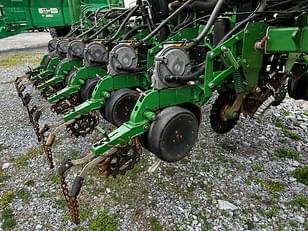 Main image John Deere 1770 13