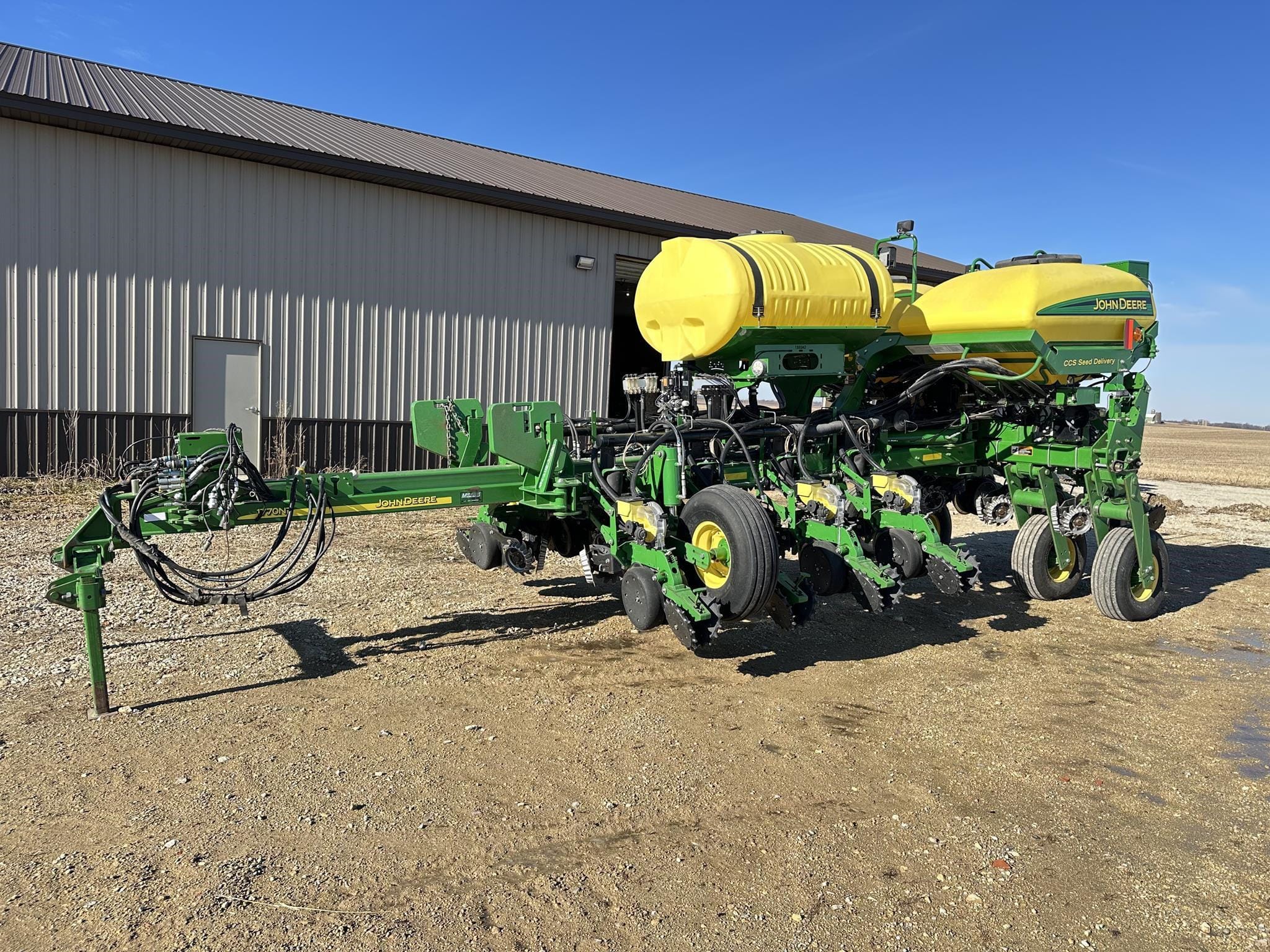2013 John Deere 1770 Equipment Image0