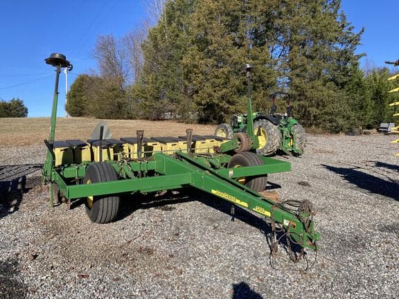 Image of John Deere 1780 equipment image 1