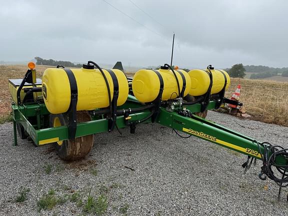Image of John Deere 1780 equipment image 2