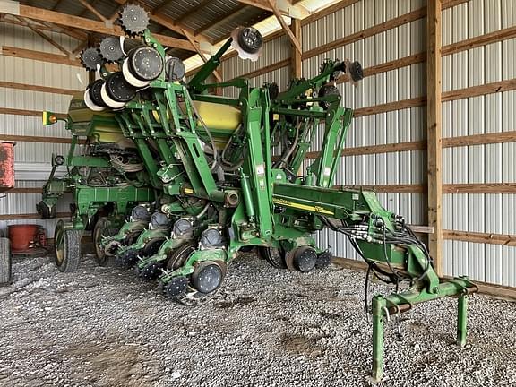 Image of John Deere 1790 Primary image