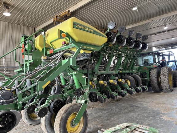 Image of John Deere 1790 Primary image