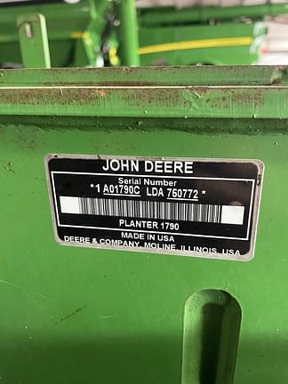 Image of John Deere 1790 equipment image 1