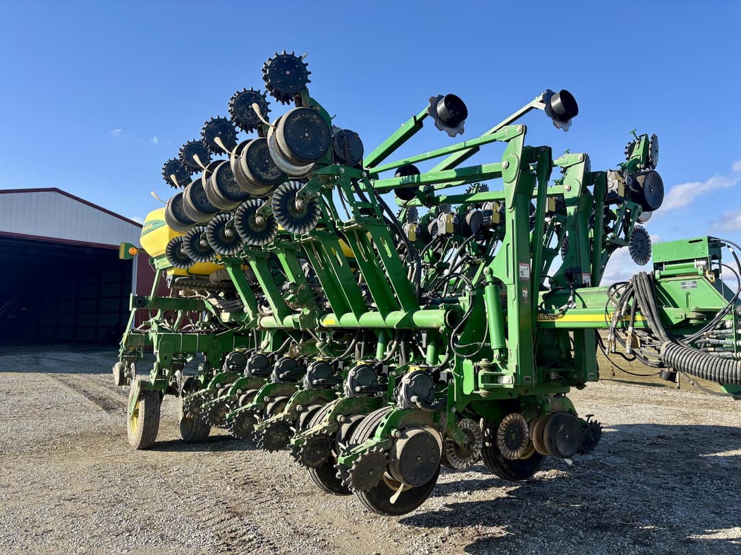 Image of John Deere 1790 Primary image