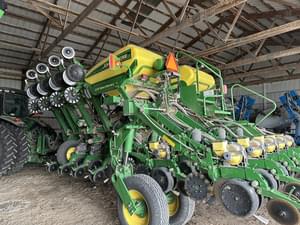 2013 John Deere 1790 Image