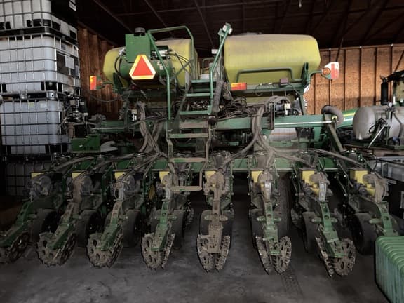 Image of John Deere 1790 equipment image 3