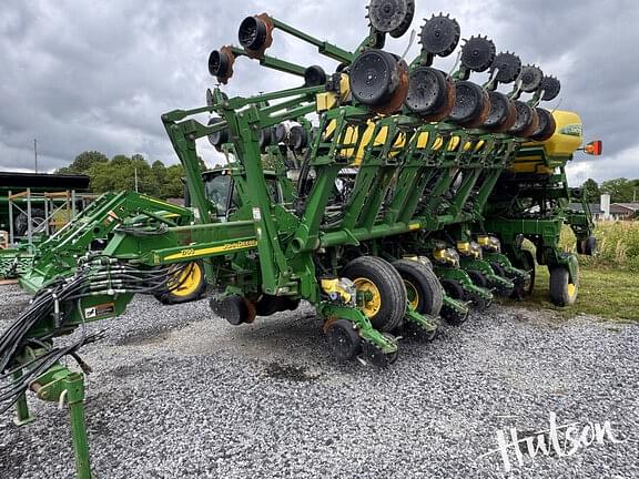 Image of John Deere 1790 equipment image 1