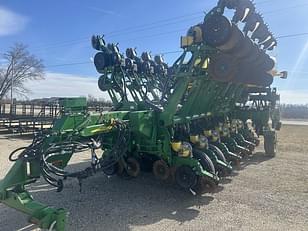 Main image John Deere 1790 11