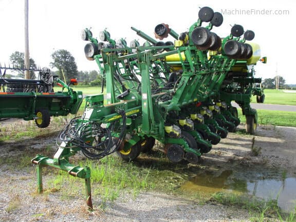 Image of John Deere 1790 equipment image 1