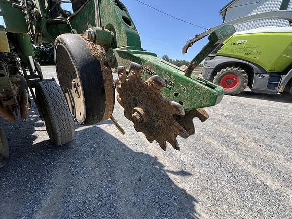 Image of John Deere 1790 equipment image 2
