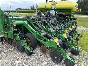 2013 John Deere 1790 Image