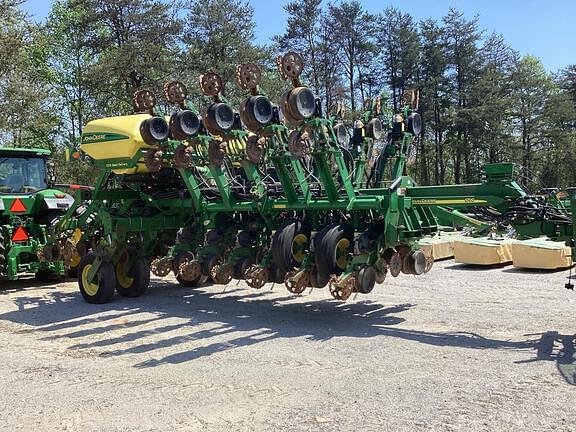 Image of John Deere 1790 Primary image