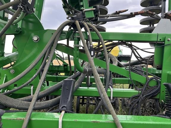 Image of John Deere 1830 equipment image 3