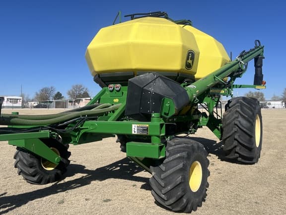 Image of John Deere 1830 equipment image 4