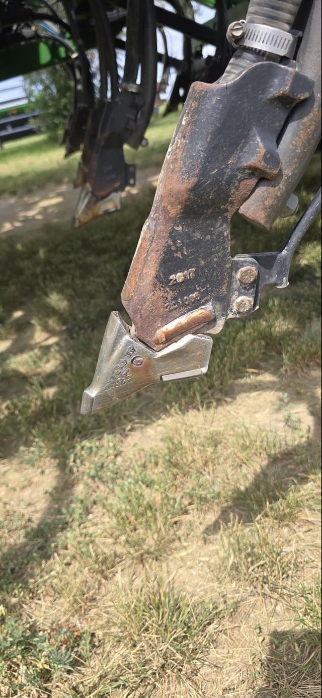 Image of John Deere 1835 equipment image 1