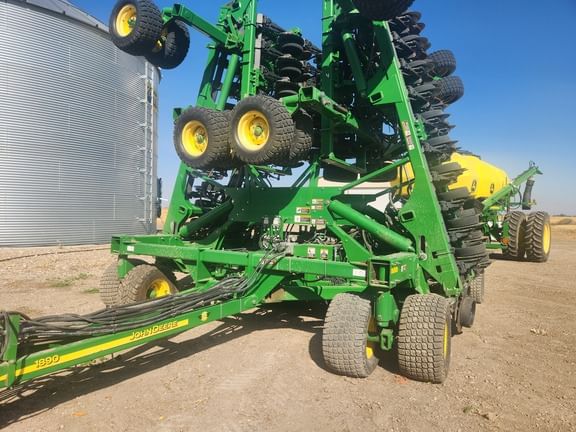 2013 John Deere 1890 Equipment Image0