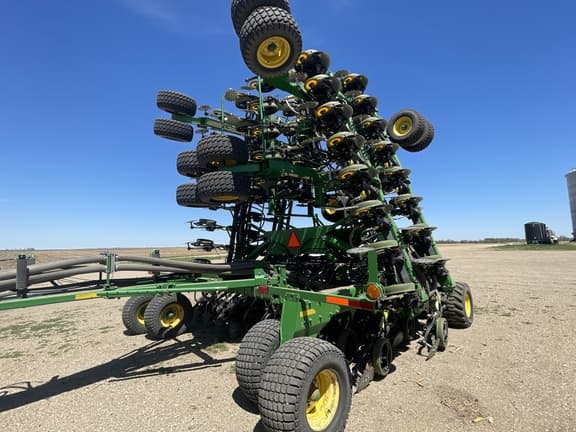 Image of John Deere 1890 equipment image 2