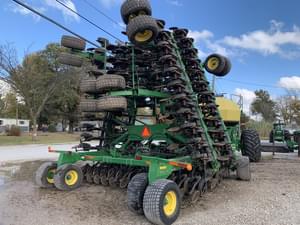 2013 John Deere 1890 Image
