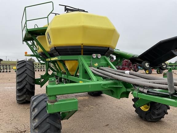 Image of John Deere 1890 equipment image 4