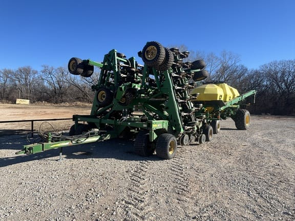 2013 John Deere 1890 Equipment Image0