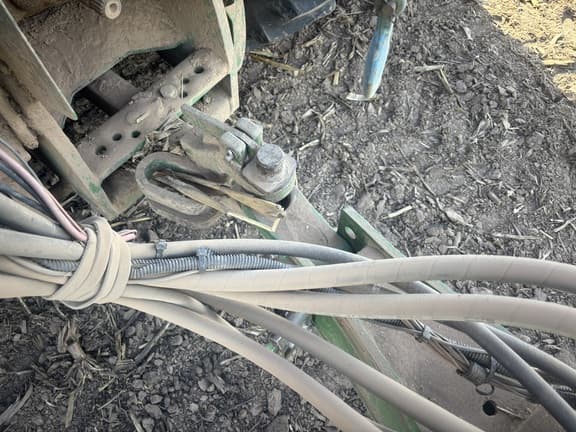 Image of John Deere 1890 equipment image 4