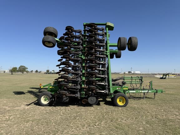 Image of John Deere 1890 equipment image 2