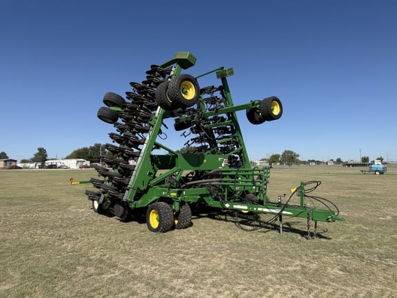 2013 John Deere 1890 Equipment Image0