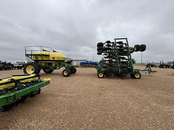 Image of John Deere 1890 equipment image 3