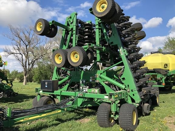 Main image John Deere 1890