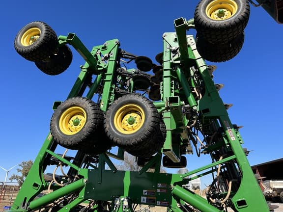 Image of John Deere 1890 equipment image 1